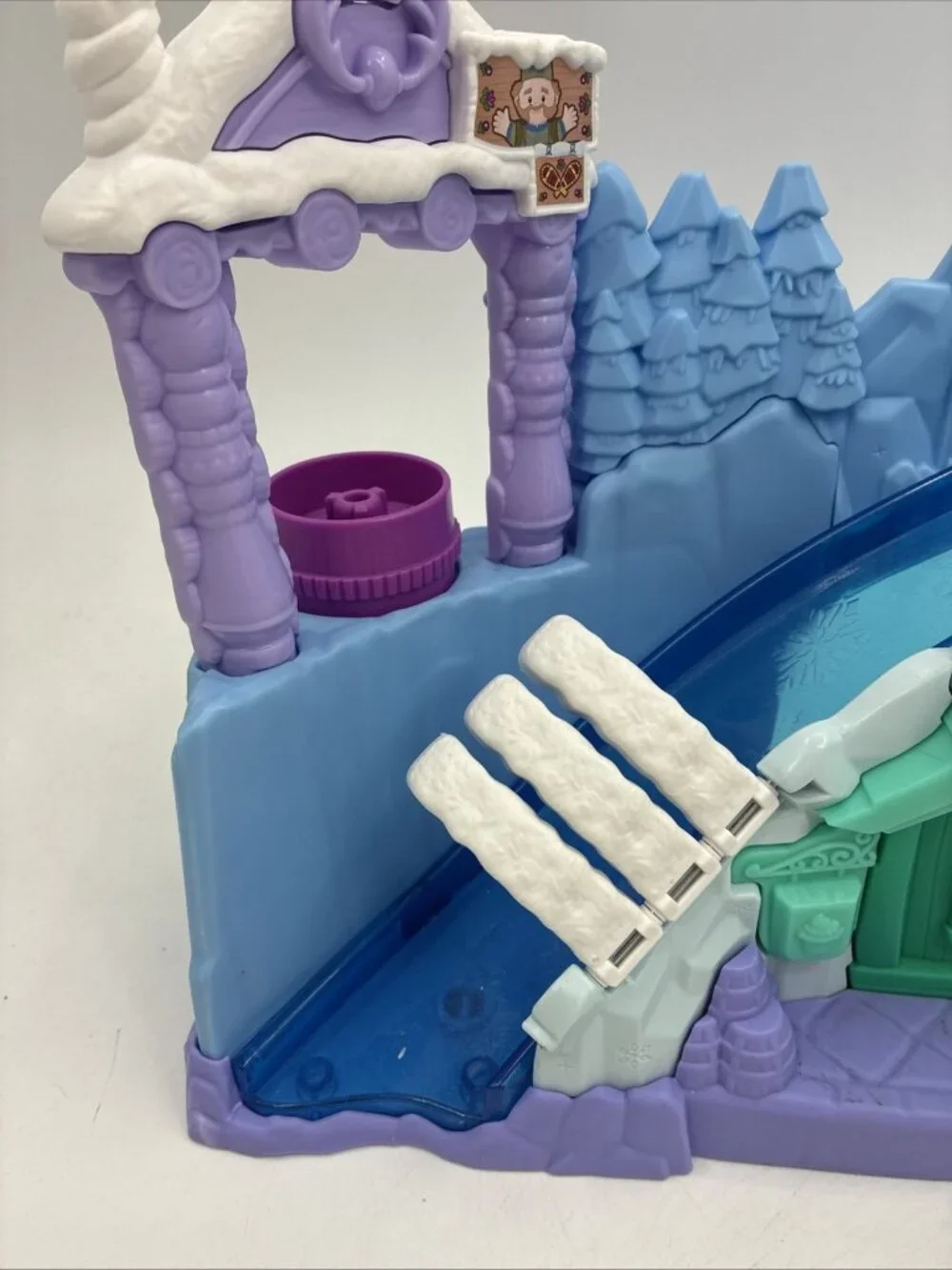 Fisher Price Little People Arendelle Sledding Adventure Disney Frozen Playset